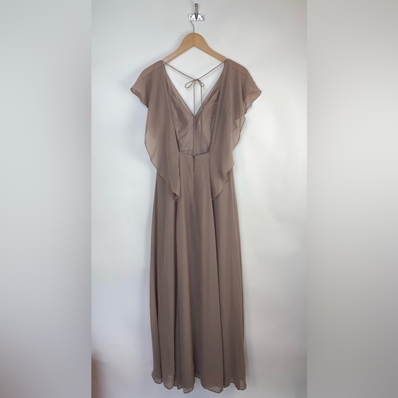 Jenny Yoo Bridesmaid dress Size 0 V-neck, flutter sleeve, side‎ slit - Picture 4 of 14